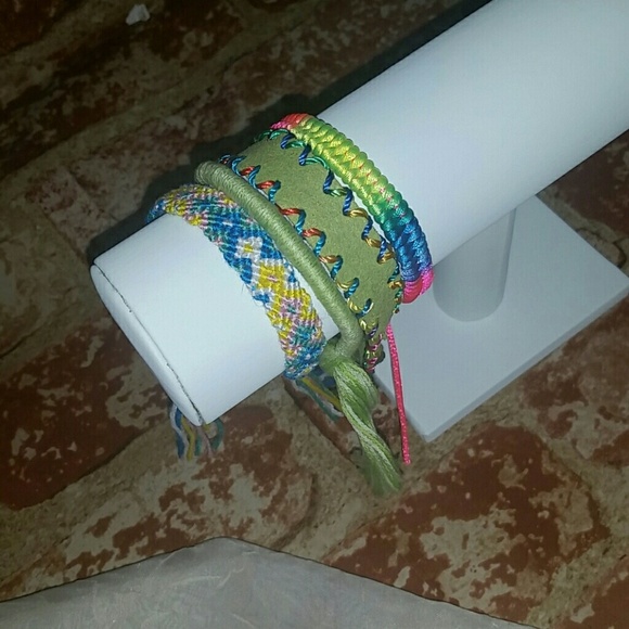 Bracelets Friendship Set of 4 green rainbow - Picture 1 of 6